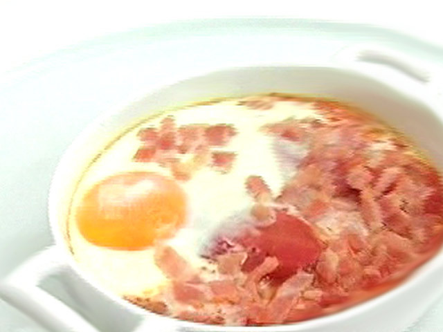 Яйцо на блюде